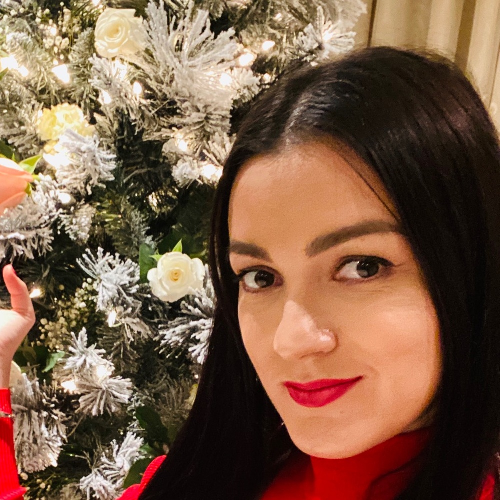 Meet your Posher, Alina